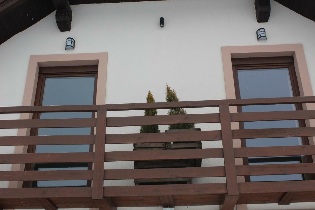 Vdovic Guest House Svecina Exterior photo